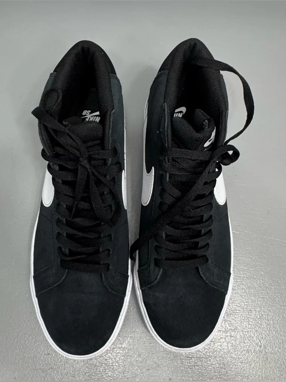Nike SB Zoom Blazer Mid BLACK/WHITE
